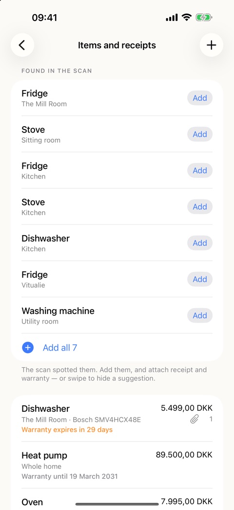 Screenshot from the app: the items list with suggestions found in the scan — fridge, stove, dishwasher