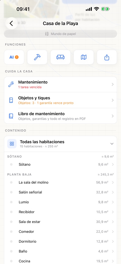 Captura de pantalla de la app: el apartado «Cuida la casa» de la página de la casa, con mantenimiento, objetos y tiques y libro de mantenimiento